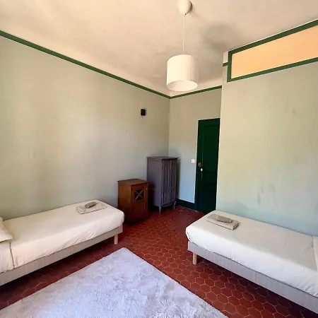 Villa Magdala-Suite familiale Bed & Breakfast 3*